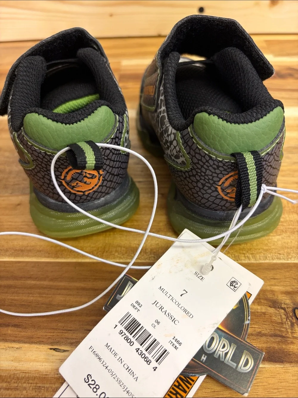 Jurassic World Green & Gray Boys' Light-Up Sneakers